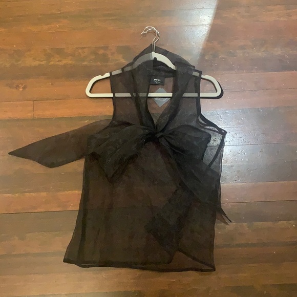 Never been worn! Nasty Gal Pussy bow top - Picture 2 of 3